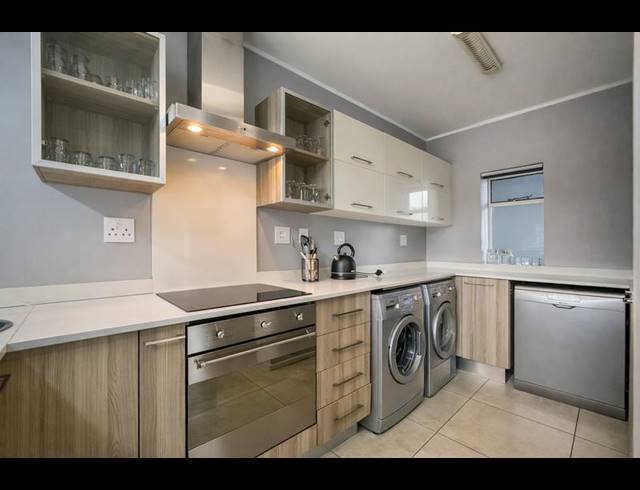 3 BEDROOM PROPERTY TO RENT IN OAKLANDS